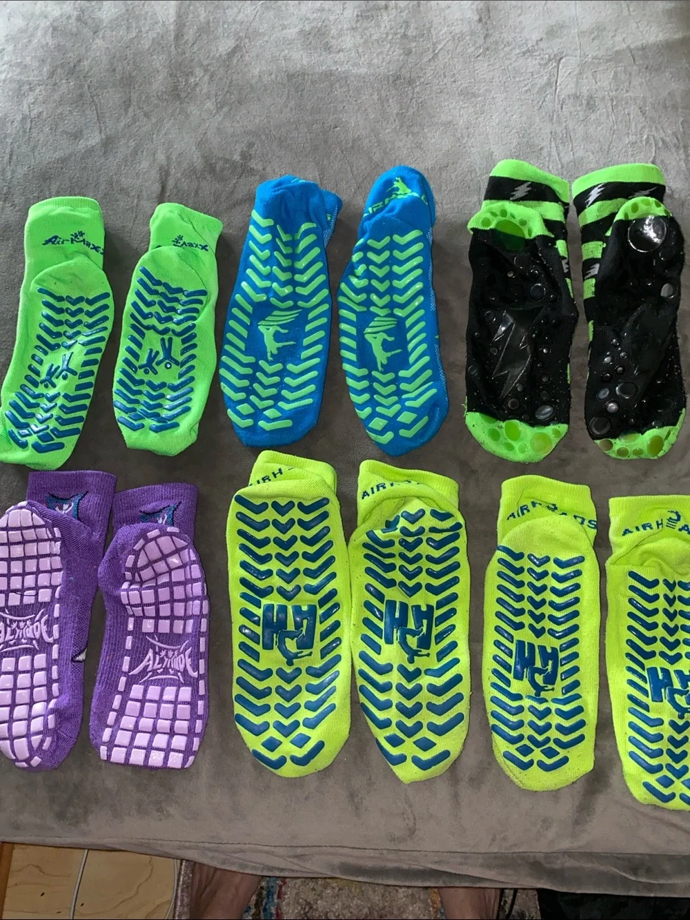 Bundle of 6 medium/large Green, Blue & Purple non-slip  Athletic Socks